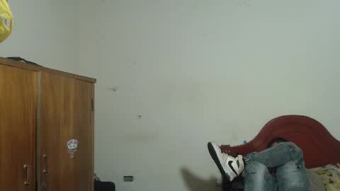 Dylon online show from September 26, 2025, 1:53 am