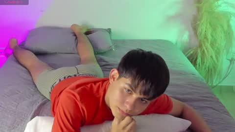 dayner_fox online show from June 29, 2026, 8:09 pm