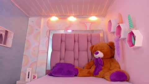 DAYRA ANGELS online show from February 24, 2025, 9:20 pm