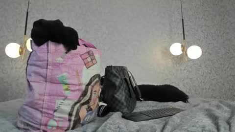 DAYRA ANGELS online show from December 4, 2025, 6:38 pm