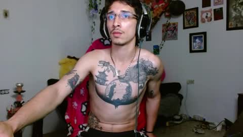 Snapshot of dazzayyy chatting on April 1, 2026, 5:41 am dazzayy online show from April 1, 2026, 5:41 am