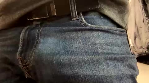 dblum75 online show from March 12, 2026, 10:43 am