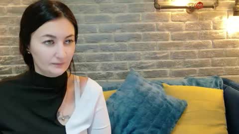 Shari online show from February 17, 2026, 5:26 am