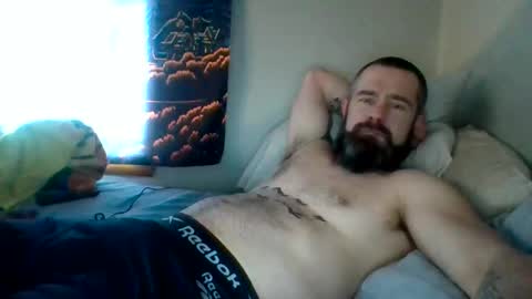 Snapshot of ddady22 chatting on December 18, 2024, 4:06 pm ddady22 online show from December 18, 2024, 4:06 pm