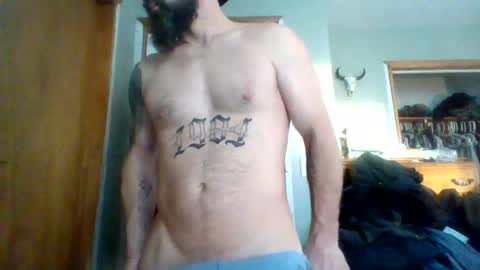 Snapshot of ddady22 chatting on February 8, 2025, 12:39 pm ddady22 online show from February 8, 2025, 12:39 pm