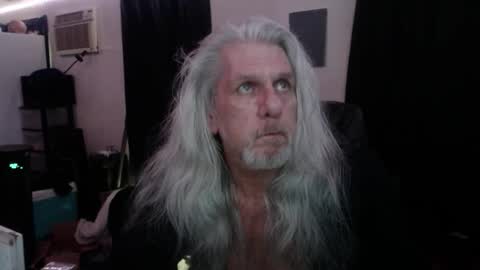 deaconoddeye online show from December 13, 2025, 7:53 pm