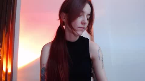 Snapshot of dead_girll chatting on October 2, 2025, 12:39 am freak online show from October 2, 2025, 12:39 am