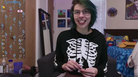 Snapshot of deadratsoup chatting on January 28, 2025, 4:19 pm Rat online show from January 28, 2025, 4:19 pm