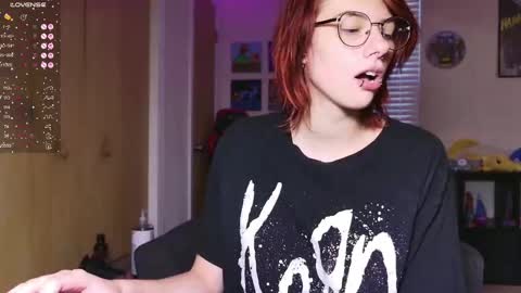 Snapshot of deadratsoup chatting on September 12, 2025, 3:01 pm Rat online show from September 12, 2025, 3:01 pm