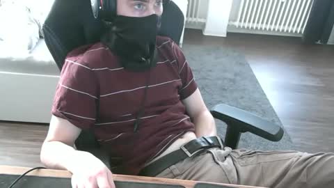 Dean online show from October 24, 2025, 1:40 pm