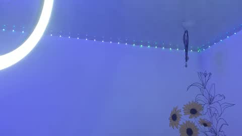 venus  adam online show from September 30, 2025, 9:31 pm