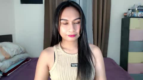 Snapshot of dearest_anna chatting on February 25, 2026, 12:15 pm dearest_anna online show from February 25, 2026, 12:15 pm