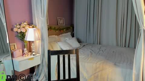 Snapshot of dearly_emily chatting on February 15, 2026, 5:20 pm Emily GMT2 Mon 10 AM - 4 PM Wed 10 AM - 4 PM Thu 10 AM - 4 PM Fri 10 AM - 4 PM Sat 10 AM - 4 PM online show from February 15, 2026, 5:20 pm