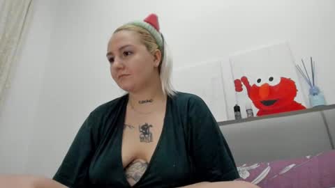 Snapshot of debbie_taylor chatting on February 15, 2025, 8:54 pm Debbie Mon Tue Fri Sun Sat GMT 3 1000am - 0400pm  online show from February 15, 2025, 8:54 pm