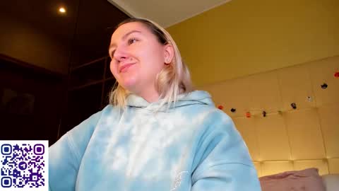 Debbie Mon Tue Fri Sun Sat GMT 3 1000am - 0400pm  online show from November 7, 2025, 5:13 pm