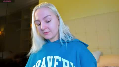 Debbie Mon Tue Fri Sun Sat GMT 3 1000am - 0400pm  online show from February 27, 2026, 5:24 pm