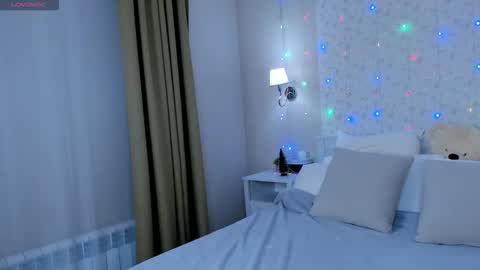 Jennifer online show from January 12, 2026, 11:32 pm