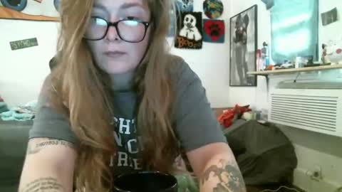 DEBBIE online show from November 1, 2025, 1:24 pm