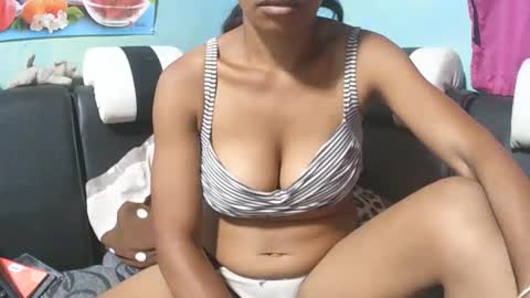DebbieRiseX online show from April 16, 2026, 7:14 pm