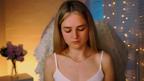 Snapshot of deboralarson chatting on September 10, 2025, 3:39 am Debora online show from September 10, 2025, 3:39 am