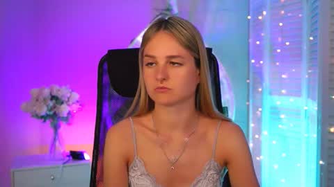 Debora online show from March 27, 2026, 8:26 am