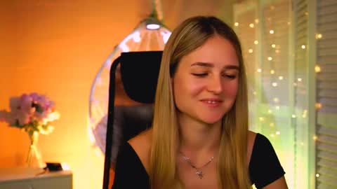 Debora online show from April 25, 2026, 3:42 am