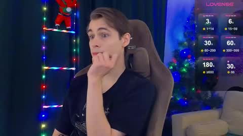 Snapshot of debugmee chatting on January 12, 2026, 2:44 pm Samuel online show from January 12, 2026, 2:44 pm