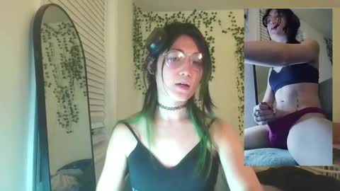 deciduousdoll online show from November 3, 2025, 6:58 am