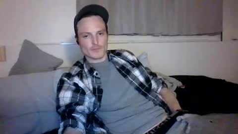 Snapshot of dee4dayz19 chatting on February 8, 2026, 5:00 am Dee4dayz online show from February 8, 2026, 5:00 am