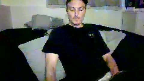 Snapshot of dee4dayz19 chatting on July 6, 2026, 1:24 am Dee4dayz online show from July 6, 2026, 1:24 am