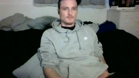 Snapshot of dee4dayz19 chatting on July 7, 2026, 1:30 am Dee4dayz online show from July 7, 2026, 1:30 am