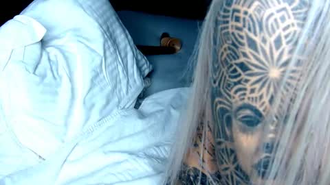   Tikhomirov old usersname    Instagram- tikhomirovandreea17 Twitter DeeaOfficial17  online show from December 10, 2024, 4:06 pm