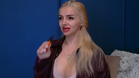 DeeaVIP online show from March 27, 2026, 5:57 am