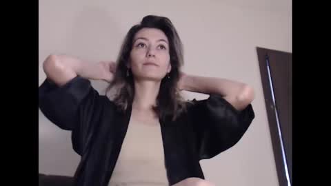 Deelightfull online show from February 27, 2025, 8:50 am