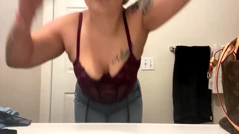 Camila Palacios online show from January 30, 2025, 7:29 am