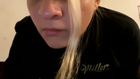 Camila Palacios online show from February 8, 2025, 3:53 pm