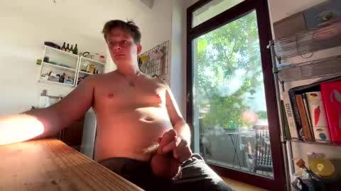 deep_long_vibes online show from September 29, 2025, 7:02 am