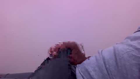 Dee online show from September 22, 2025, 6:59 am