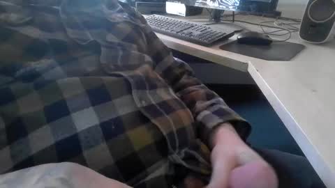 deepstrokes25 online show from February 10, 2025, 8:31 pm