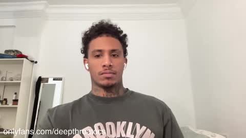deepthroatfucker_ccs online show from December 12, 2024, 10:45 am
