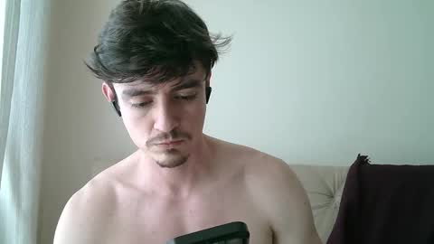 deepwhite2003 online show from December 1, 2025, 2:33 pm