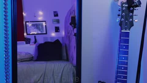 Olive Oakley online show from January 2, 2025, 11:38 pm