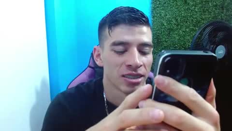 Snapshot of deiby_baby chatting on December 11, 2024, 7:14 pm DEIBY online show from December 11, 2024, 7:14 pm