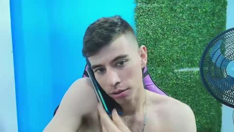 Snapshot of deiby_baby chatting on January 14, 2025, 11:58 pm DEIBY online show from January 14, 2025, 11:58 pm