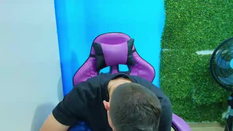 Snapshot of deiby_baby chatting on January 24, 2025, 1:45 am DEIBY online show from January 24, 2025, 1:45 am