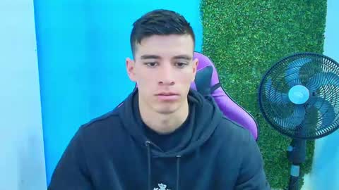 Snapshot of deiby_baby chatting on February 17, 2025, 7:31 pm DEIBY online show from February 17, 2025, 7:31 pm