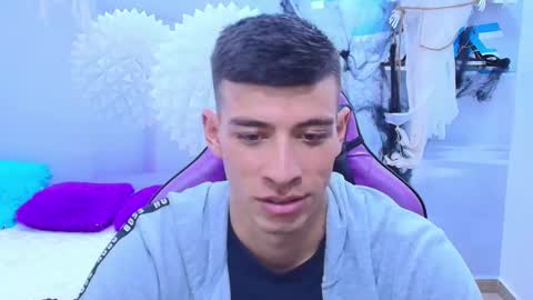 Snapshot of deiby_baby chatting on October 30, 2025, 9:37 pm DEIBY online show from October 30, 2025, 9:37 pm