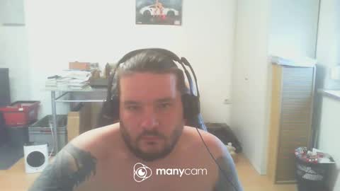 Snapshot of deinspielzeug87 chatting on February 23, 2025, 3:40 pm deinspielzeug87 online show from February 23, 2025, 3:40 pm