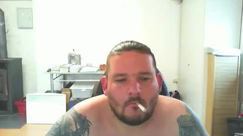 Snapshot of deinspielzeug87 chatting on November 12, 2025, 11:10 am deinspielzeug87 online show from November 12, 2025, 11:10 am