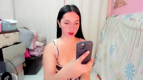 Snapshot of deity_athena chatting on June 7, 2026, 11:47 am deity_athena online show from June 7, 2026, 11:47 am